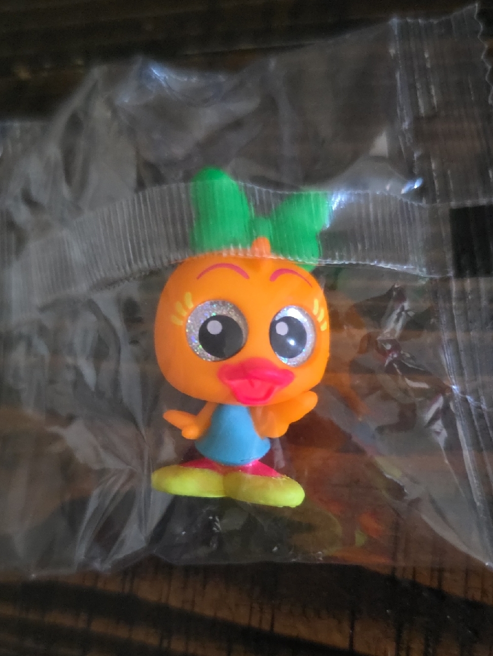 Rare Daisy Duck Disney Doorables Neon Glow Toy